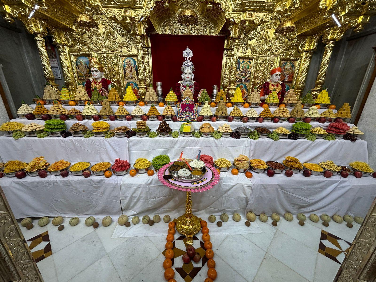 At Swaminarayan Mandir, Ghanshyam Maharaj 105th Annual Prestige Festival held with soulful programs